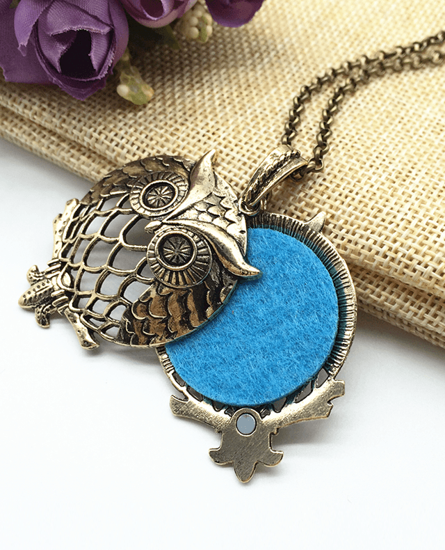 Owl bronze necklace