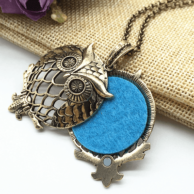 Owl bronze necklace